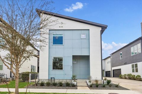 Photo of 9811 Mocking Bird Hill Lane, Houston, TX 77080 (MLS # 97753022)