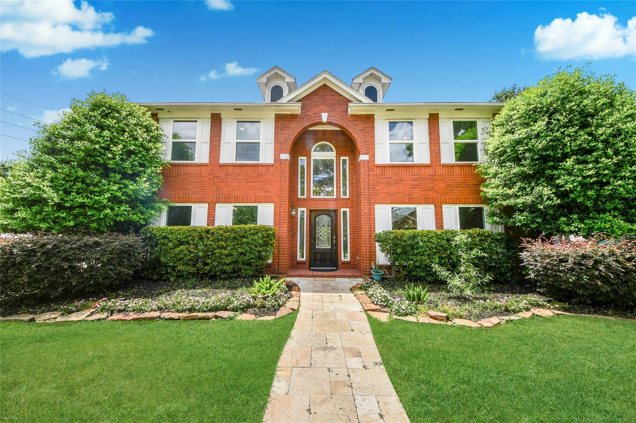 8510 Canyon Pine Drive