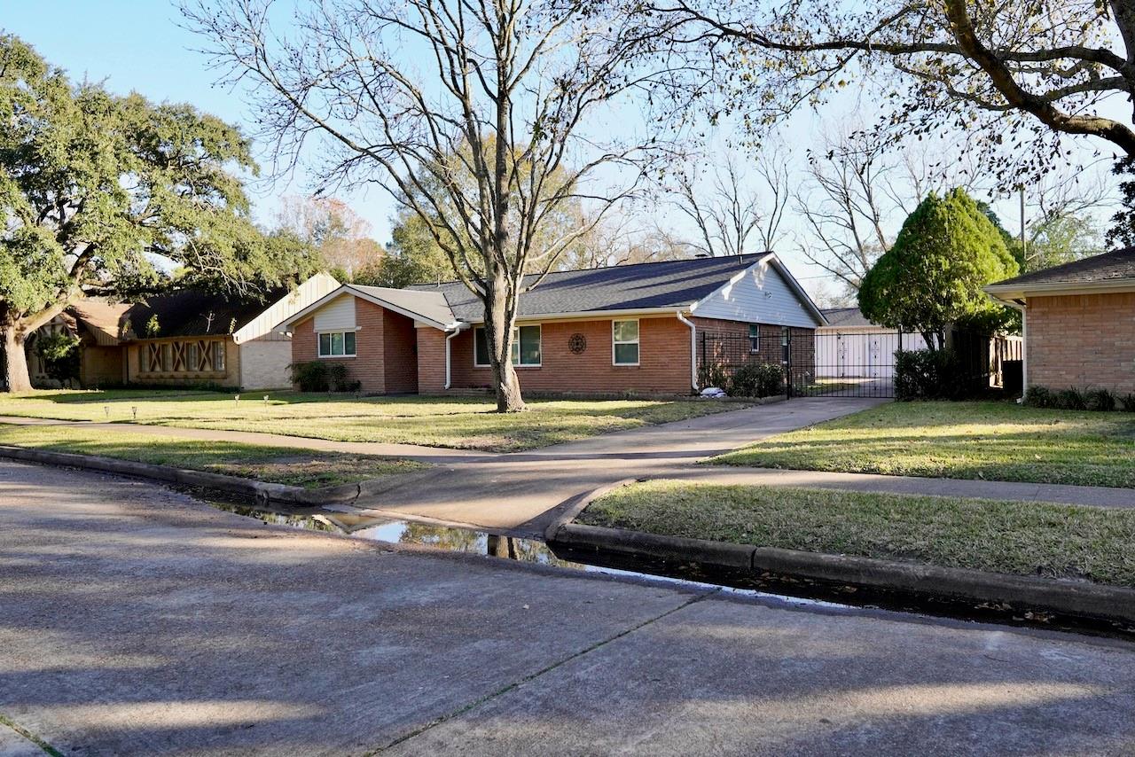 5715 Portal Drive