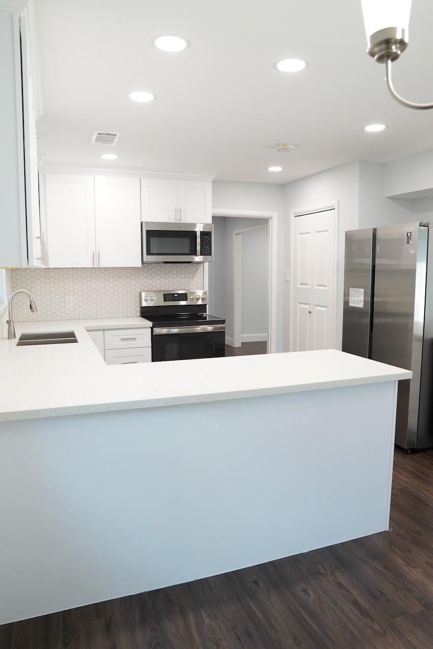 5715 Portal Drive