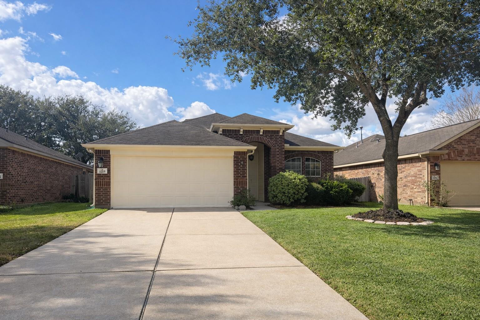 1215 Pecos Pass Drive