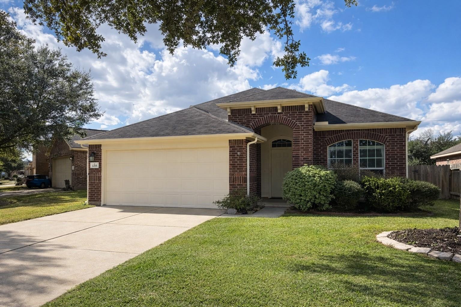 1215 Pecos Pass Drive