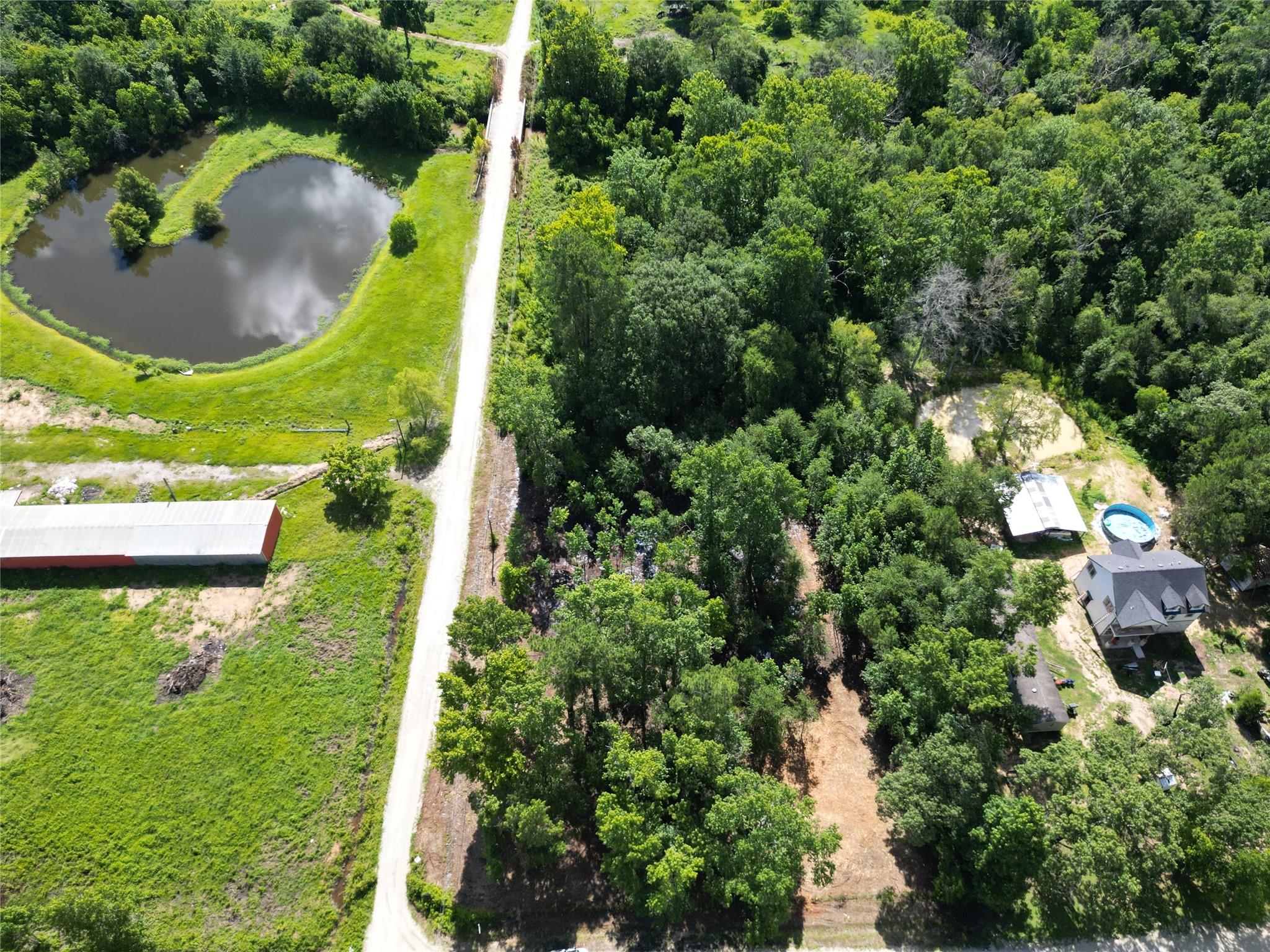 000 Red Oak Drive