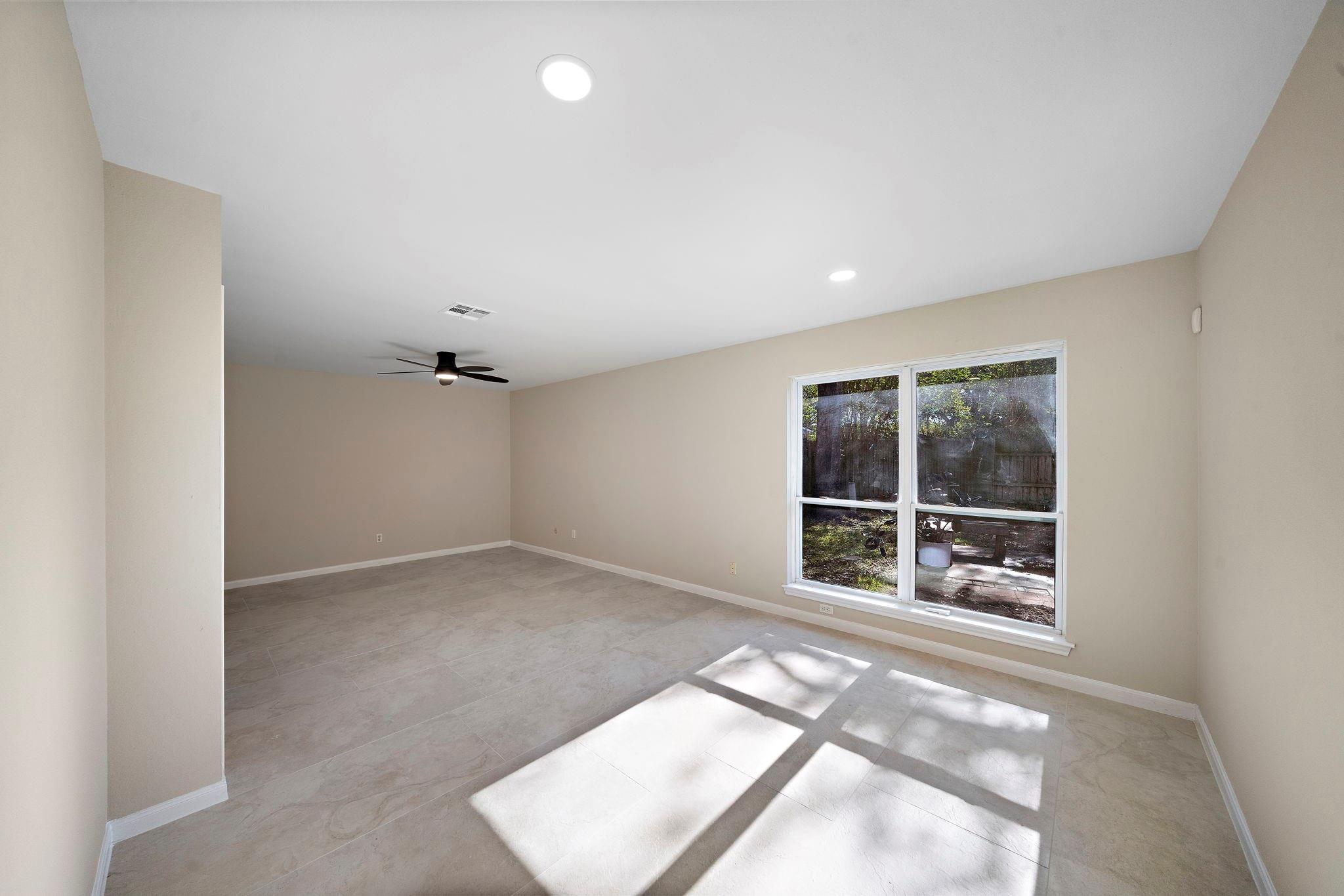 21627 Cimarron Parkway