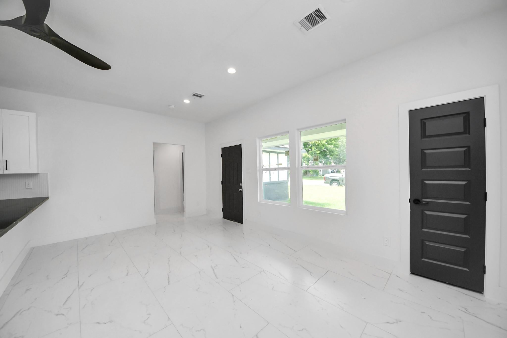 213 W 8th Street