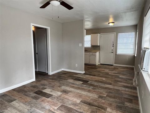 Photo of 8713 Peachtree Street #1, Houston, TX 77016 (MLS # 50668410)