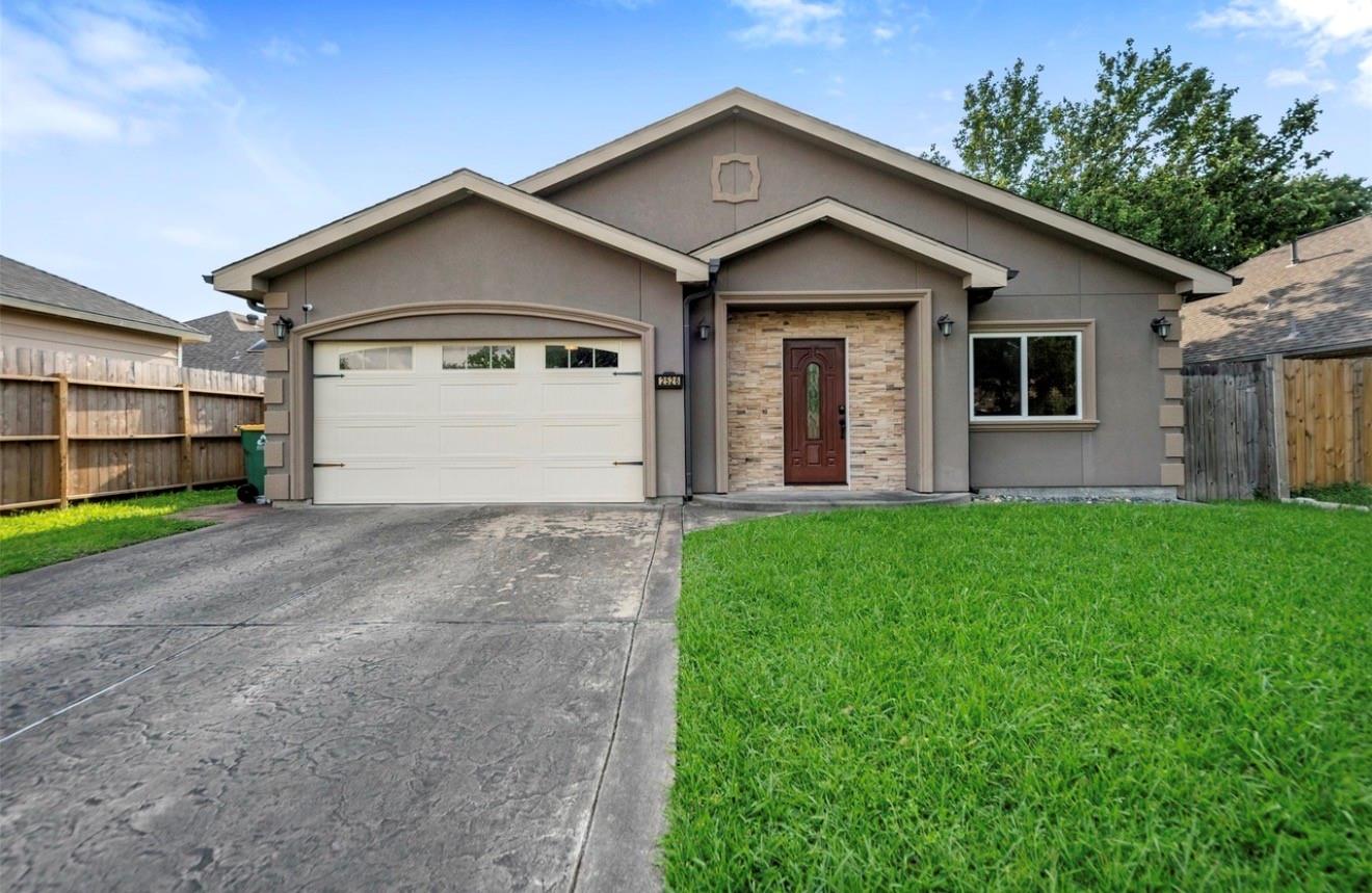 2526 Perez Road