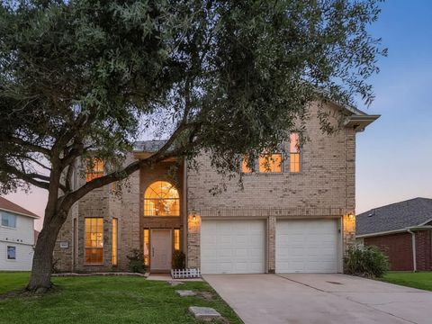 Photo of 3807 Liberty Square Trail, Fresno, TX 77545 (MLS # 76613550)