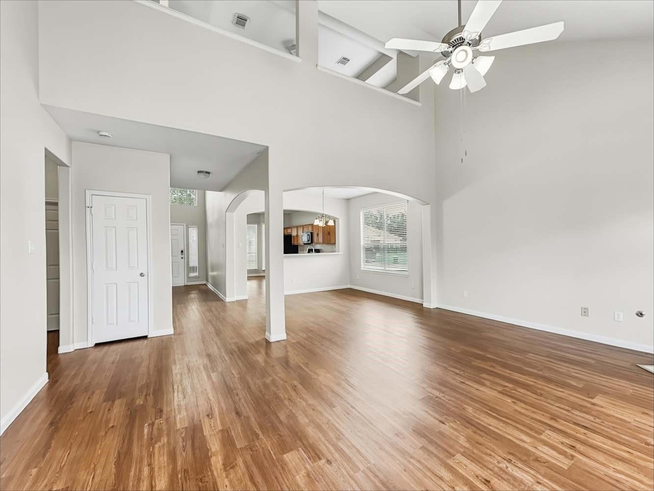 3807 Liberty Square Trail