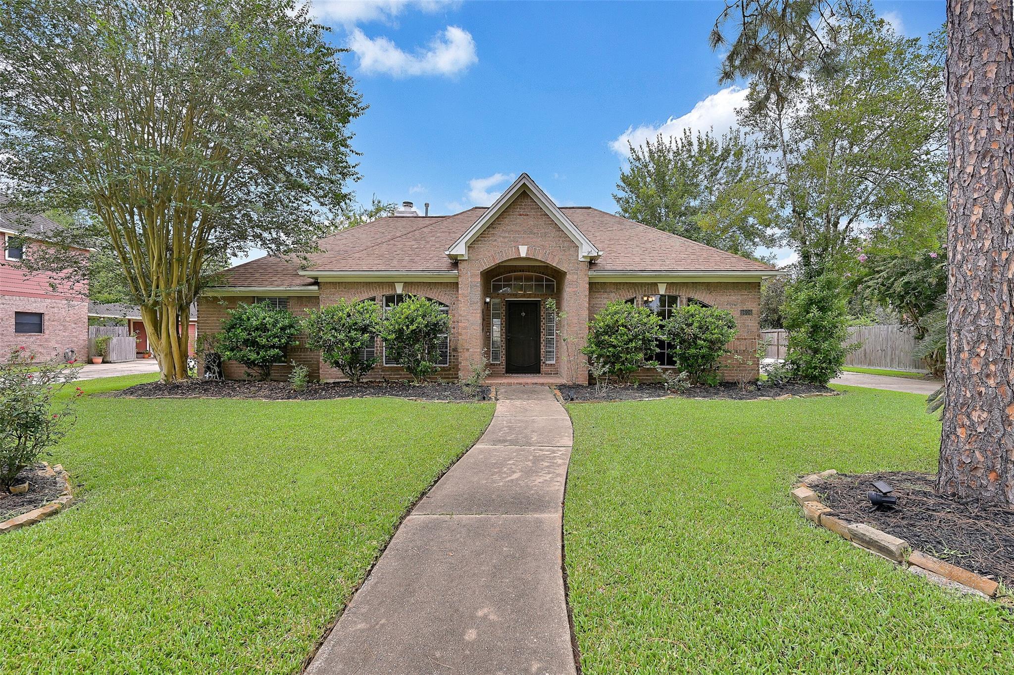 1606 Falcon Ridge Boulevard