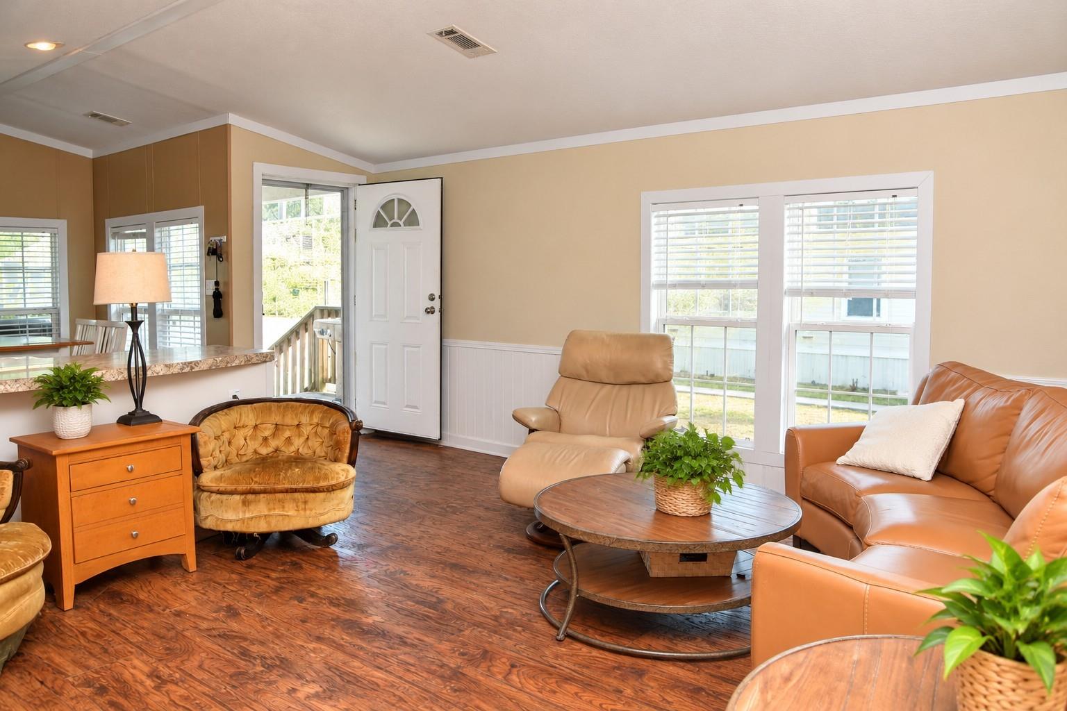 618 Golden Bend Drive