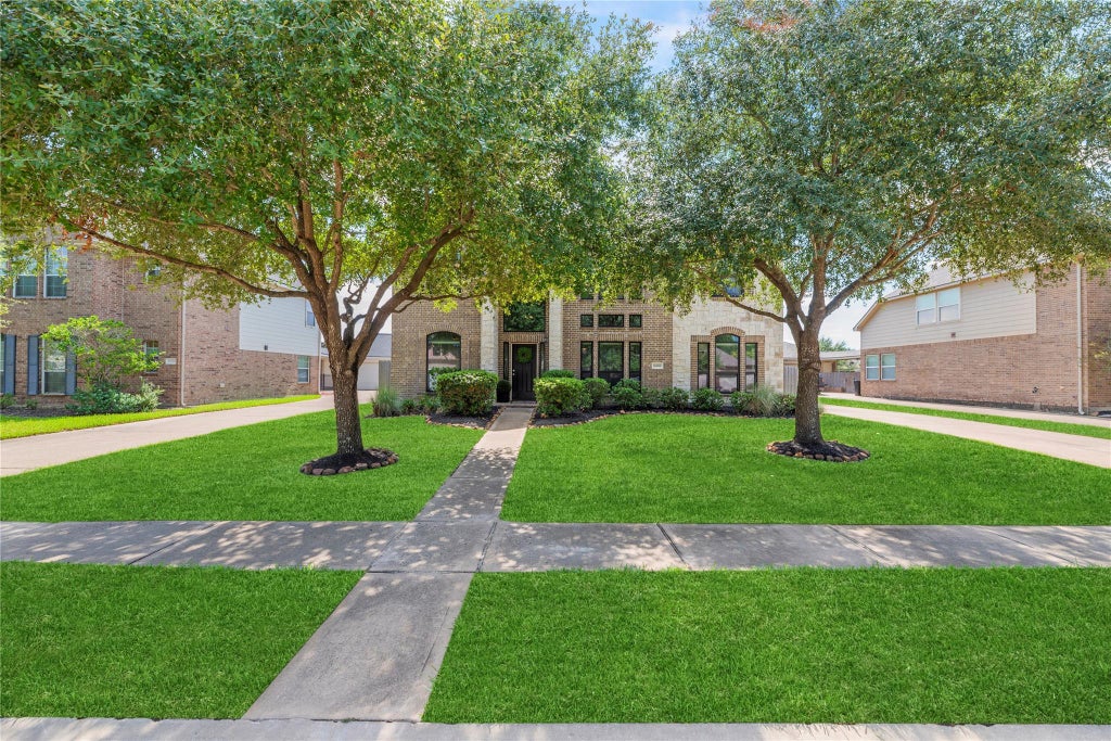 Photo of 26819 Rockwood Park Lane, Cypress, TX 77433 (MLS # 90212507)