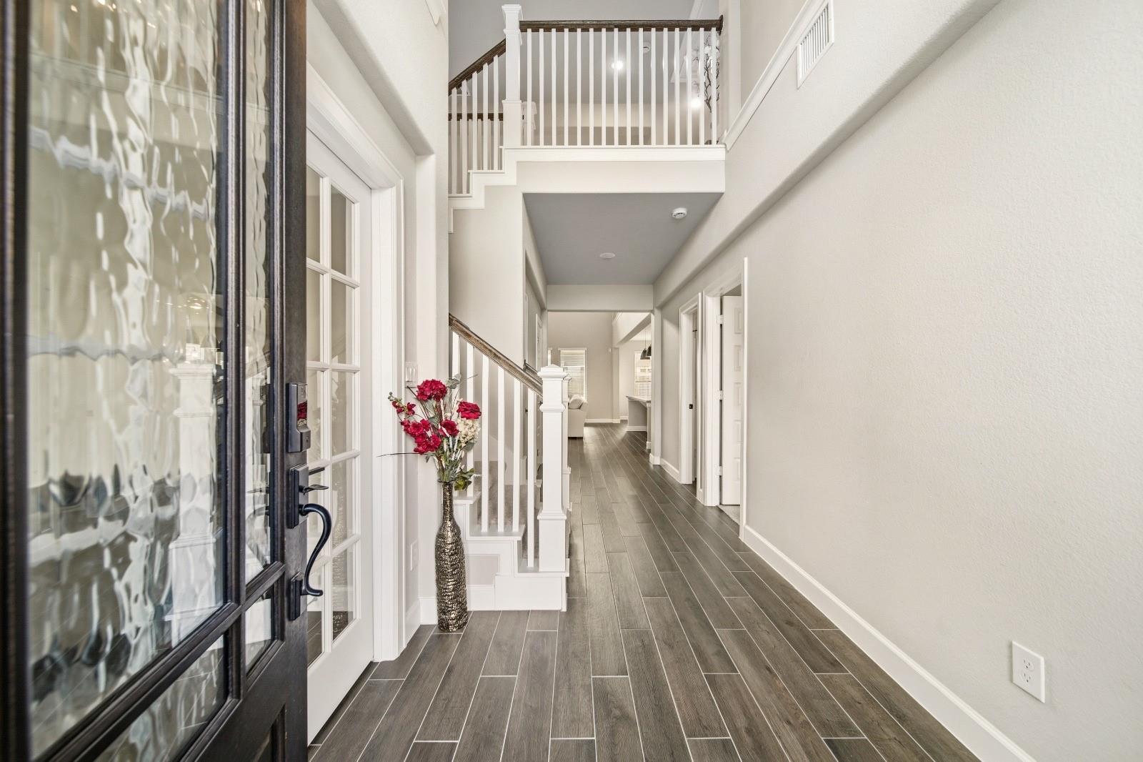 702 Hooks Trail