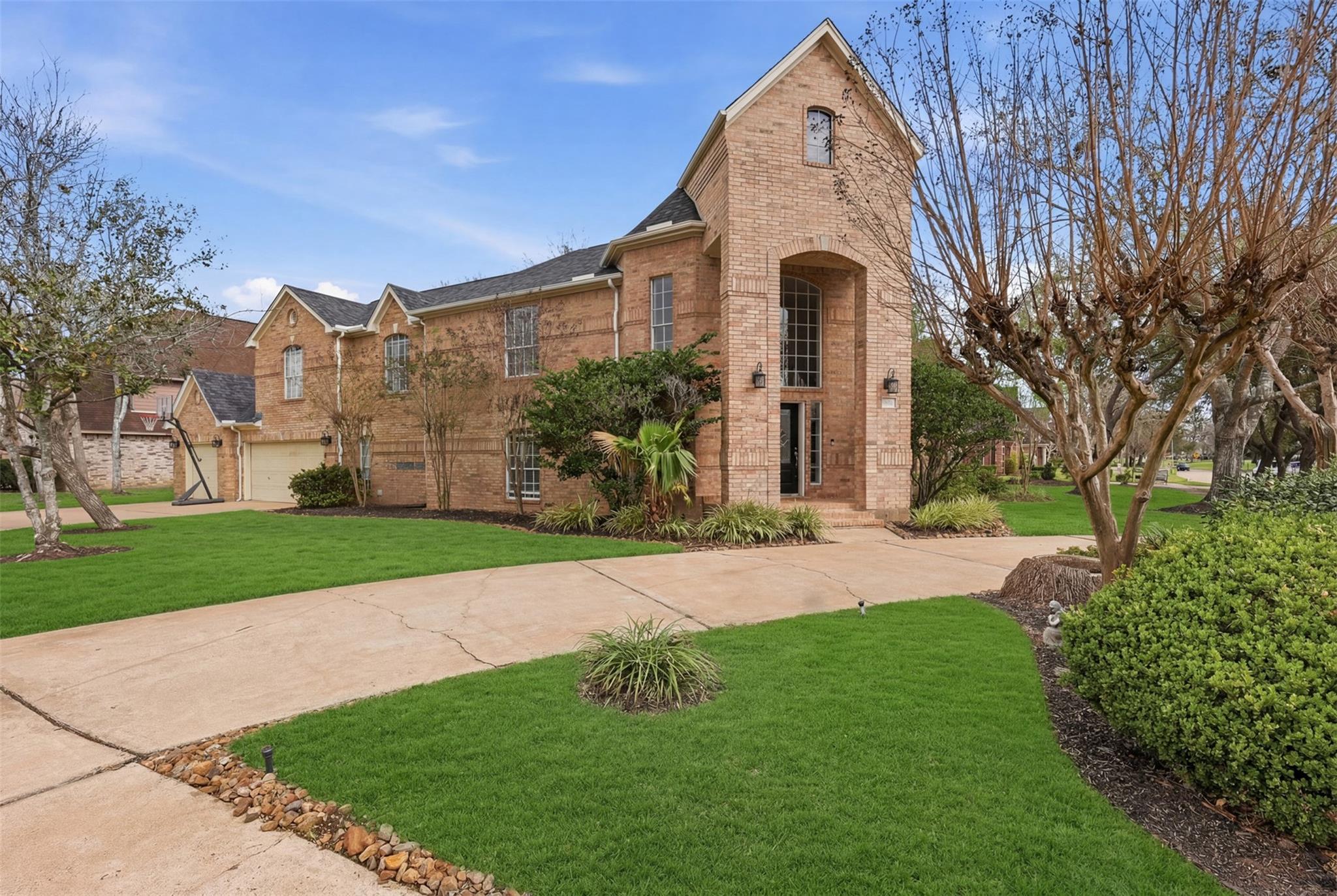 1711 Forestlake Drive