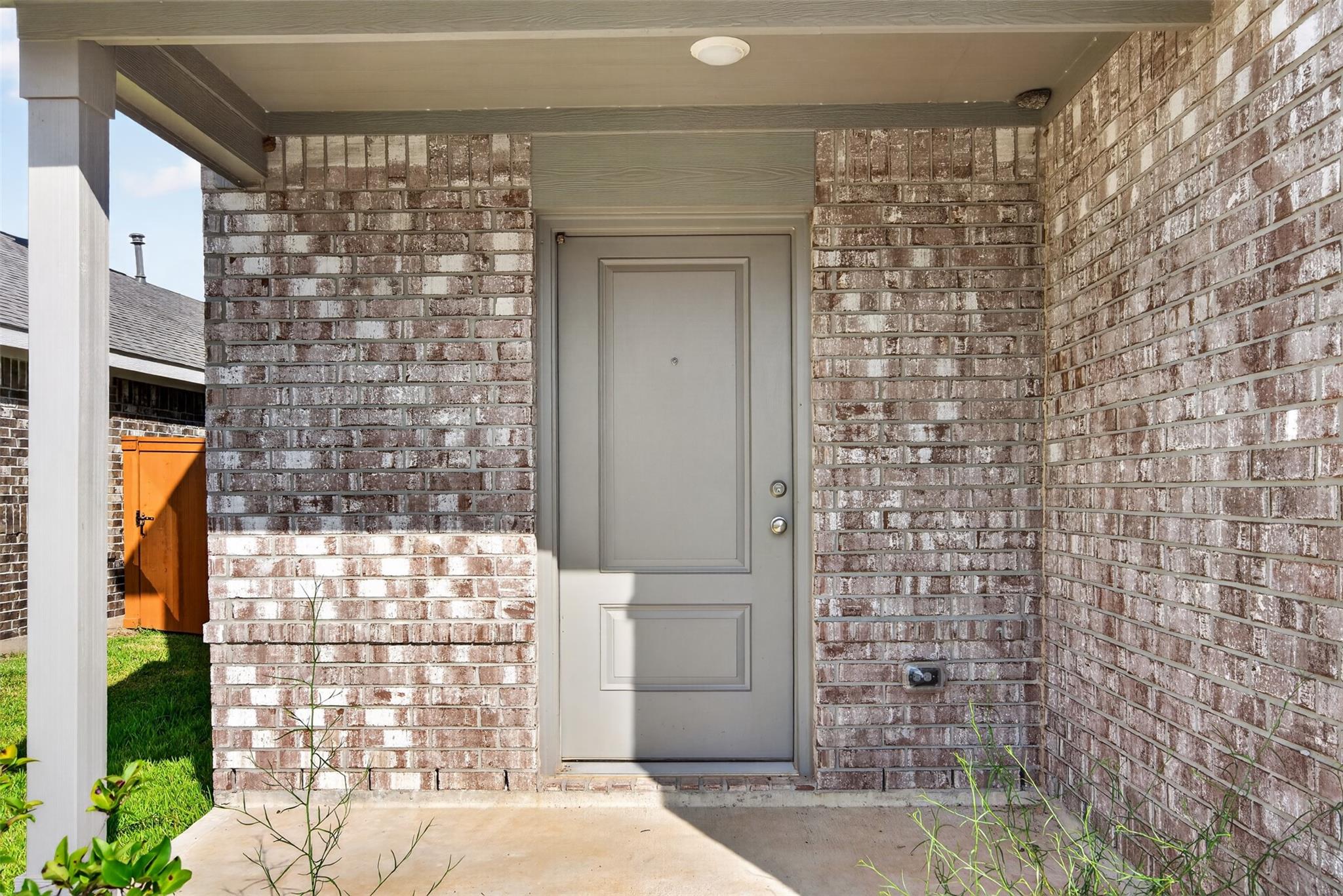 10418 Rocky Trail