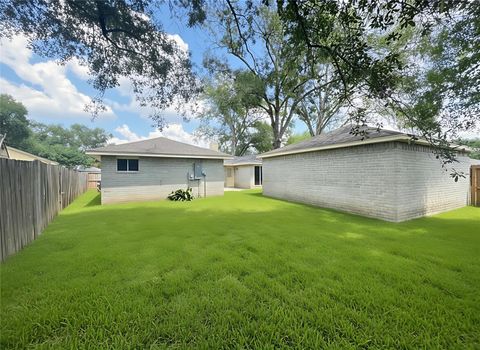 Tiny photo for 13703 Cologne Drive, Houston, TX 77065 (MLS # 85212235)
