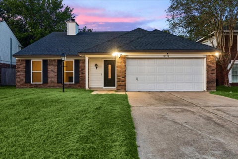 Photo of 18158 Garden Manor Drive, Houston, TX 77084 (MLS # 32755786)