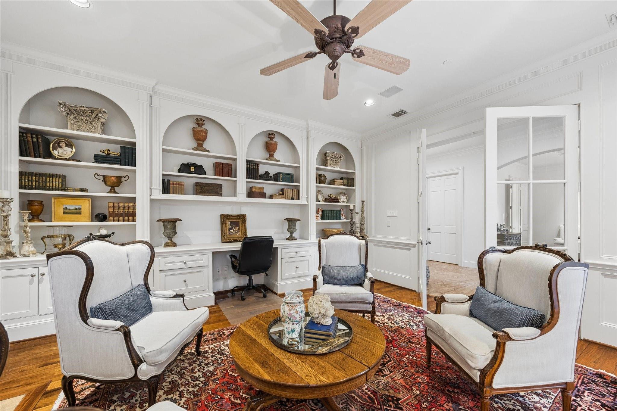 531 Three Corners Drive
