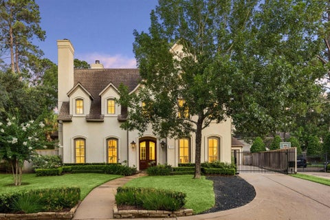 Photo of 531 Three Corners Drive, Houston, TX 77024 (MLS # 73081423)