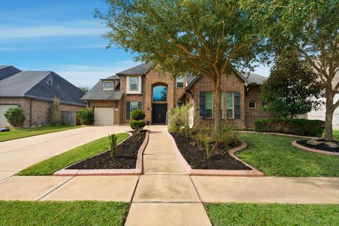 Homes For Sale - 30934 S Creek Way<br/> Fulshear, TX 77441