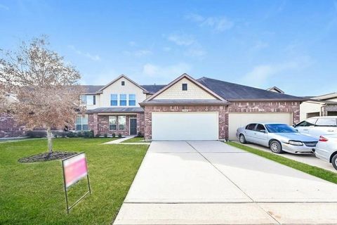 Photo of 12438 Gemma Lane, Houston, TX 77044 (MLS # 97186916)