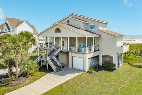 Photo of 20911 W Sand Hill Drive, Galveston, TX 77554 (MLS # 30994357)