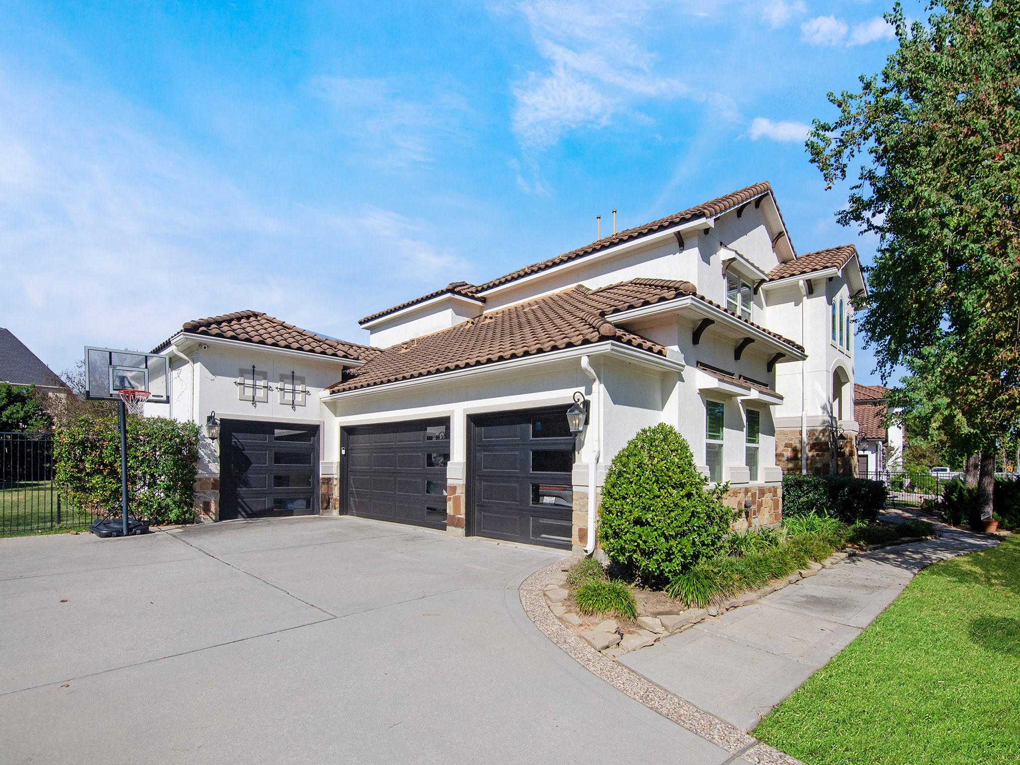 7242 Lake Paloma Trail