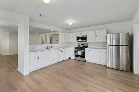 Photo of 21830 Trailwood Manor Lane, Katy, TX 77449 (MLS # 40506871)