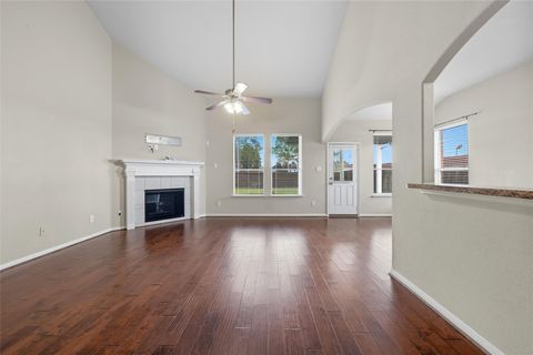 Homes For Sale - 2551 Marquette Trail Trl<br/> Fort Bend County, Katy, TX 77494