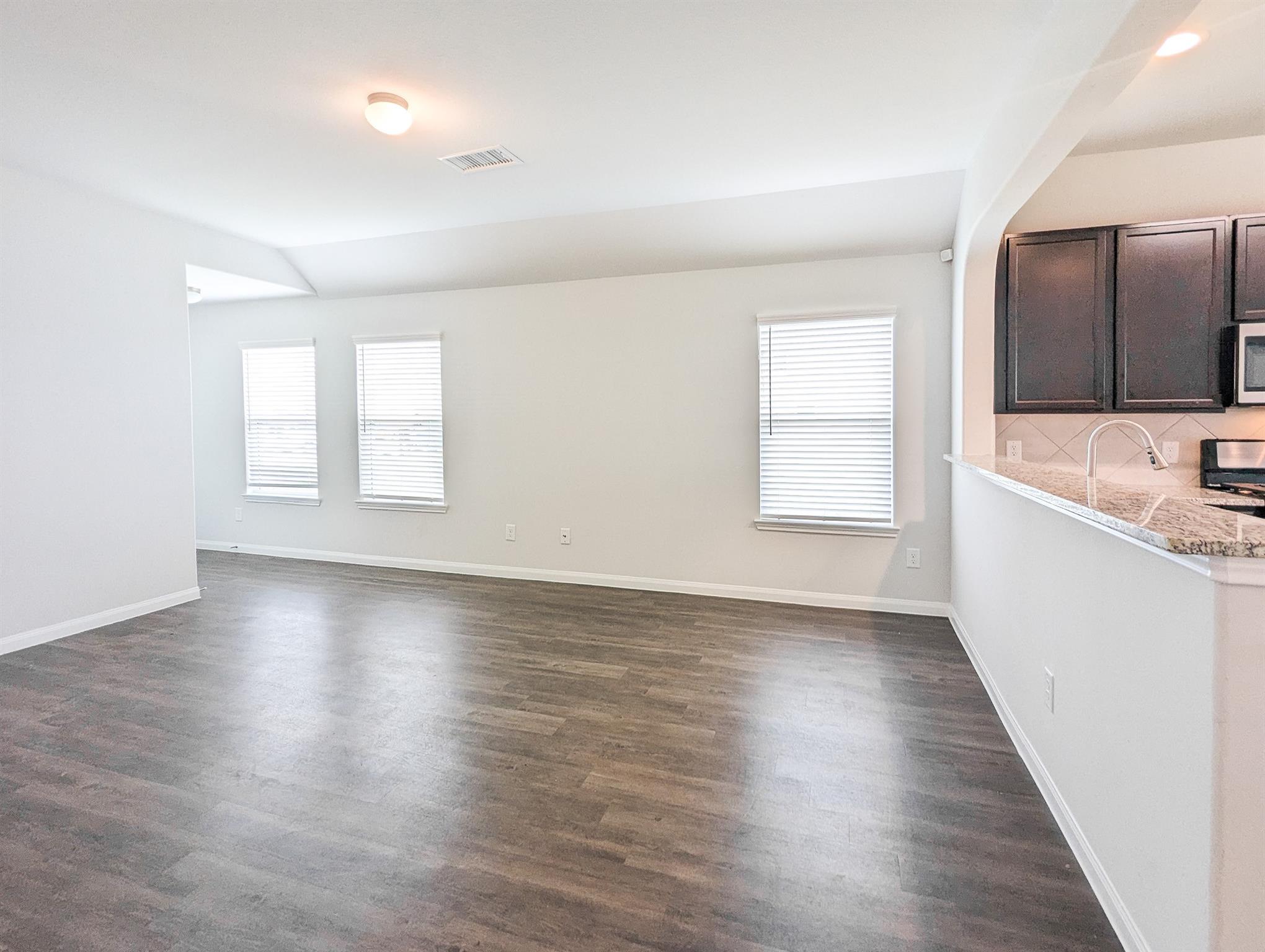 3834 Giorgio Pastel Place