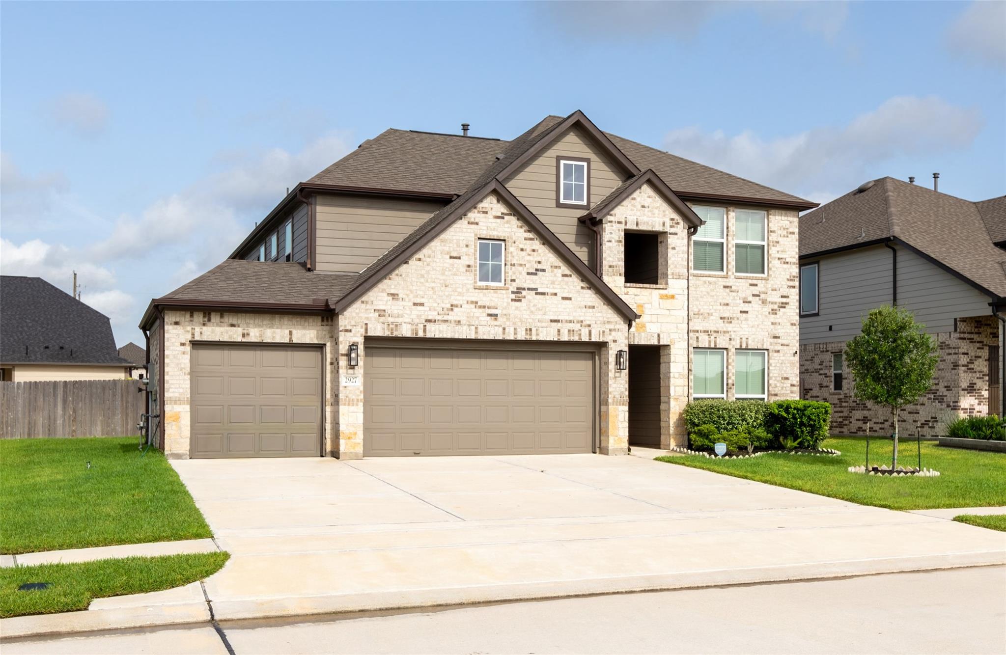 2927 Neem Tree Lane