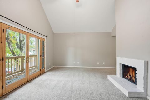 Photo of 2100 Tanglewilde Street #642, Houston, TX 77063 (MLS # 50587536)