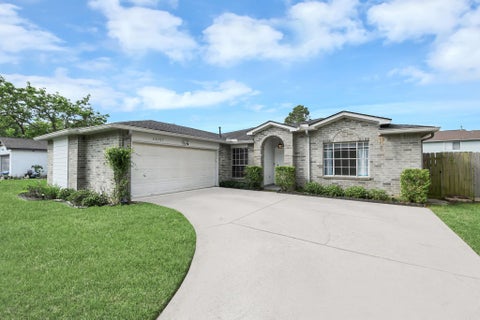 Photo of 28707 Stapleford Street, Spring, TX 77386 (MLS # 51185579)