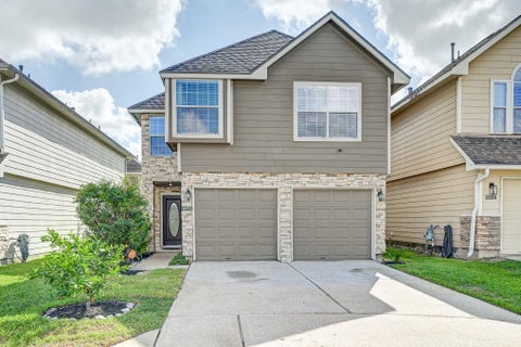 Photo of 10834 Aly Trace Court, Houston, TX 77064 (MLS # 7774657)