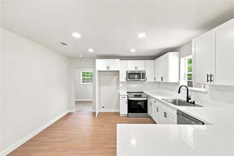 Tiny photo for 8414 Schiro Road, Hitchcock, TX 77563 (MLS # 29583243)