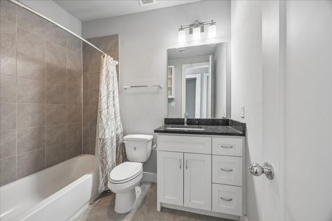 Tiny photo for 411 Grove Street #C, Houston, TX 77020 (MLS # 19656591)