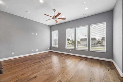 Tiny photo for 411 Grove Street #C, Houston, TX 77020 (MLS # 19656591)