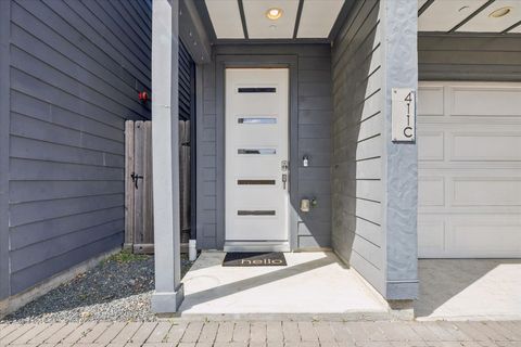 Tiny photo for 411 Grove Street #C, Houston, TX 77020 (MLS # 19656591)