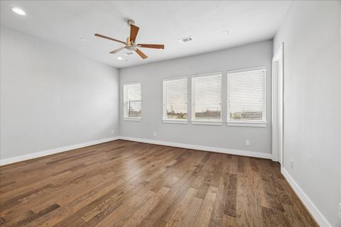 Tiny photo for 411 Grove Street #C, Houston, TX 77020 (MLS # 19656591)