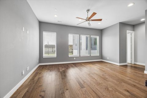 Tiny photo for 411 Grove Street #C, Houston, TX 77020 (MLS # 19656591)