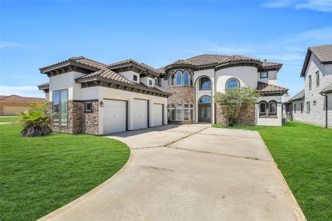Tiny photo for 11656 Renaissance Drive, Montgomery, TX 77356 (MLS # 32092315)