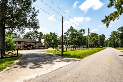 Photo of 16111 Porter Lane, Porter, TX 77365 (MLS # 70018342)