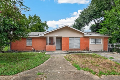 Photo of 3815 Love Street, Houston, TX 77026 (MLS # 51937429)