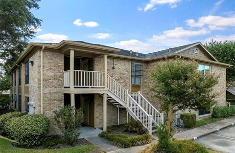 Tiny photo for 1311 Antoine Drive #211, Houston, TX 77055 (MLS # 11677286)