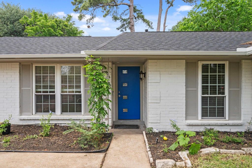 Photo of 7518 Deadwood Drive, Houston, TX 77040 (MLS # 16985922)