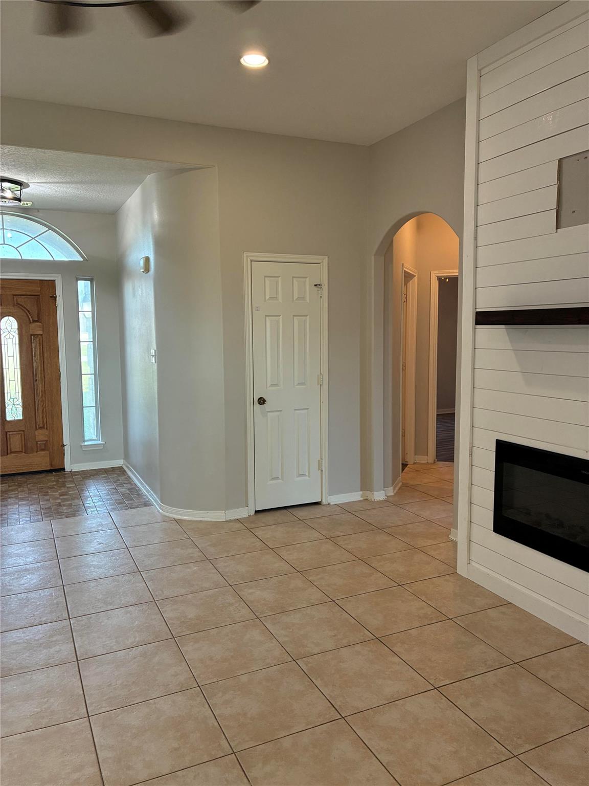14049 Overstreet Drive