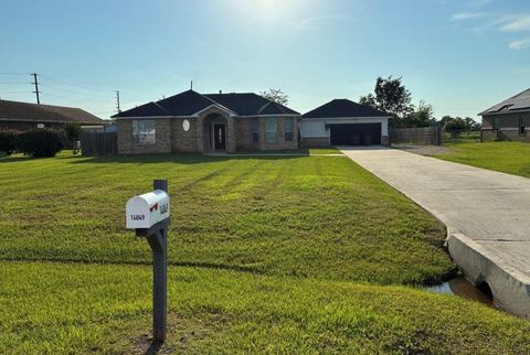 Photo of 14049 Overstreet Drive, Willis, TX 77318 (MLS # 72896790)