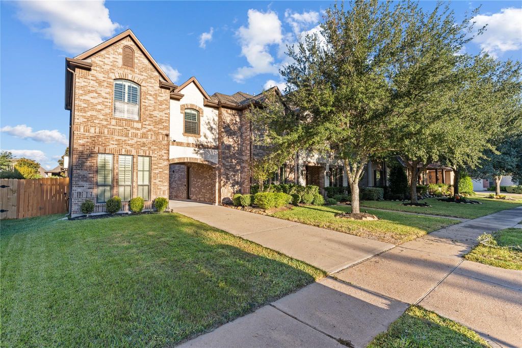 Photo of 4010 Skipping Falls Lane, Katy, TX 77494 (MLS # 91903524)