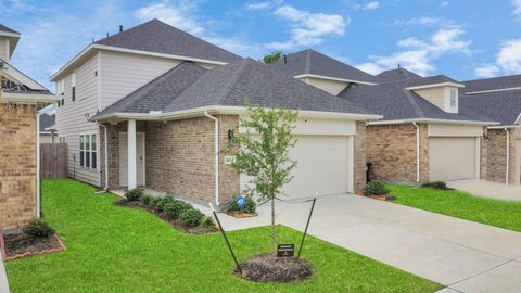 Photo of 11834 Beachberry Drive, Houston, TX 77034 (MLS # 89830266)