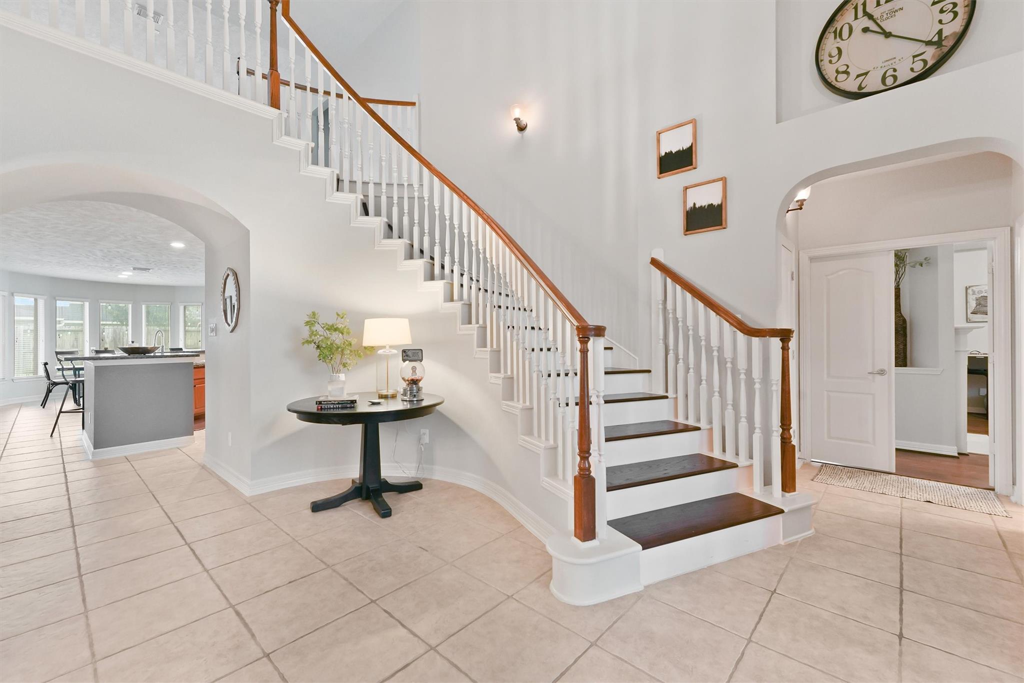 2818 Shallow Springs Court